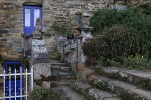 Treppe vom Stadtzentrum zur Dreifaltigkeitskirche von Brélévenez